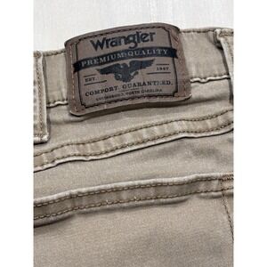 Wrangler Mens 34x30 Slim Straight Pants Stretch Beige Tan Khaki Casual Workwear